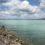Dom wakacyjny Lily House Balatonvilágos