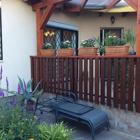 Lily House Holiday home *
