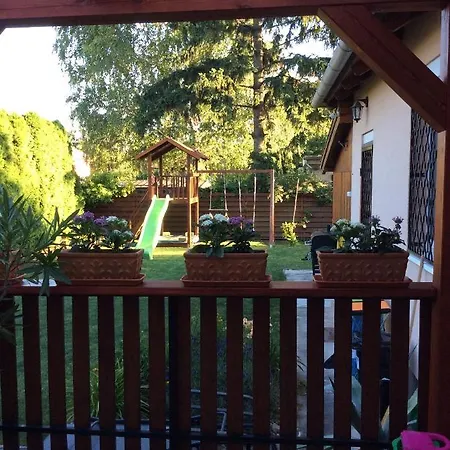 Lily House Vakantiehuis *