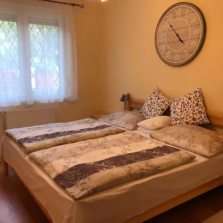 Lily House Holiday home Balatonvilagos